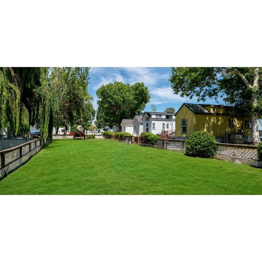 Hotel Snug Harbor Rv Park & Marina Walnut Grove Esterno foto